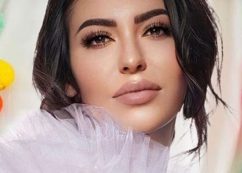 Önce şarkısını söyledi sonra kitabını çıkardı: Zorla Güzellik Olur