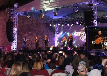 TARİHİ YEDİKULE’DE GIPSY KINGS RÜZGARI