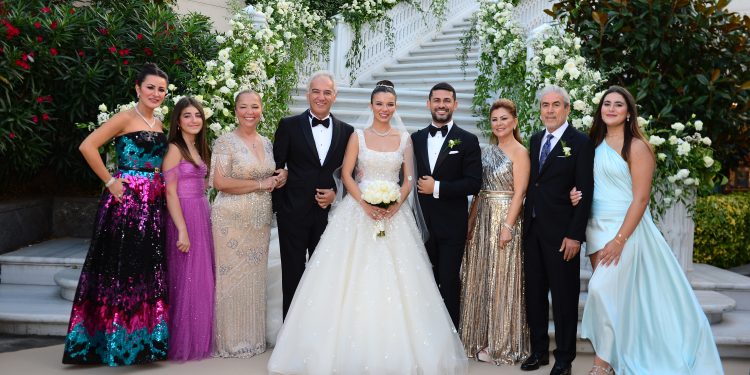 İŞ İNSANI SERDAR ALTINBAŞ AVUKAT SUMRU MUNGAN İLE HAYATINI BİRLEŞTİRDİ