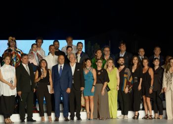 Moda tasarım yarışmasını Mirey Demirci kazandı